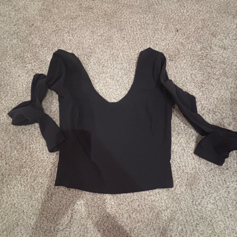Black Lululemon top long sleeve align